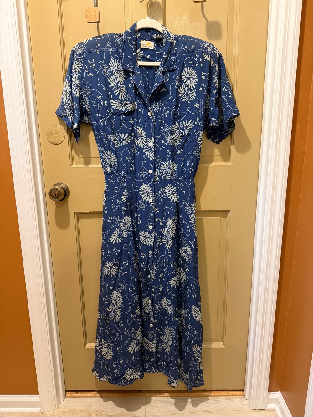 Vintage retro 90s Liz Claiborne 100% silk dress